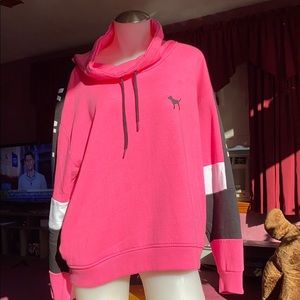 VS pink hoodie